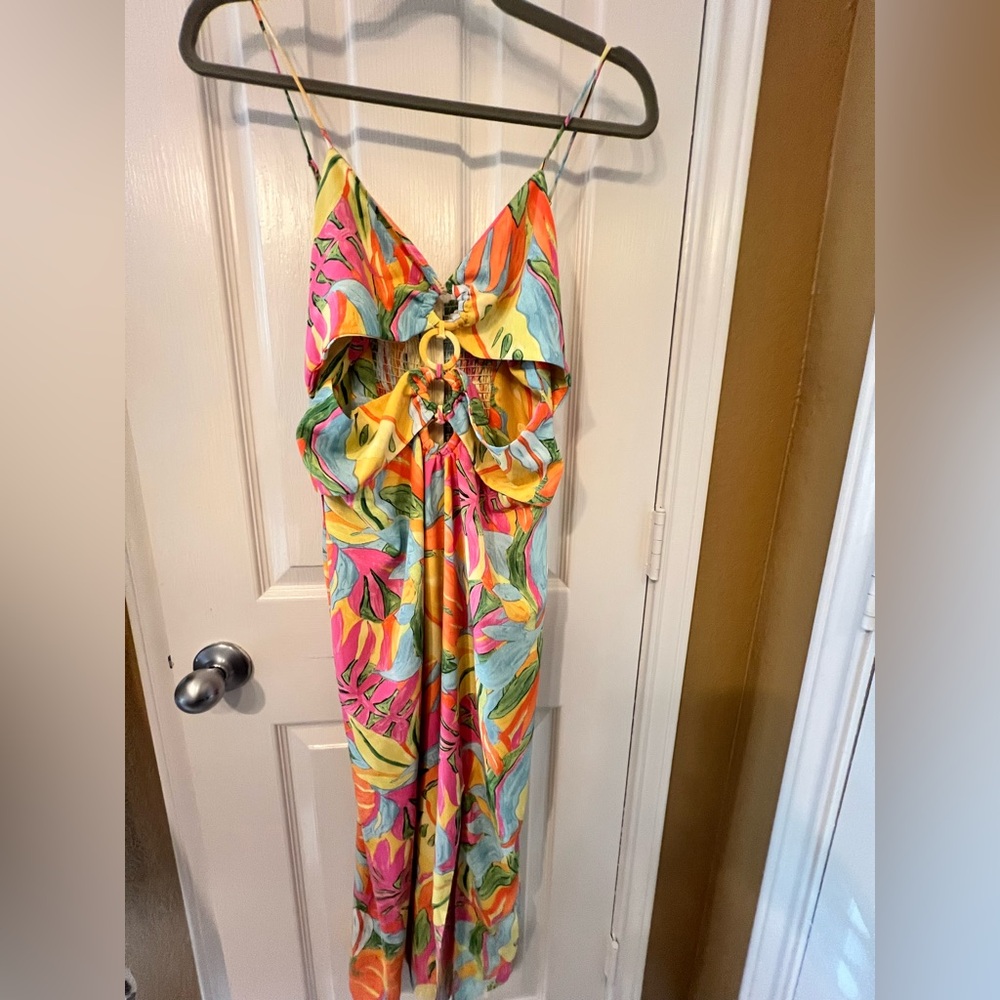 NWT Sage The Label Roam Around Tropical Floral Cut Out Dress, size Medium